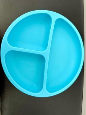 WeeSprout Silicone Suction Plate with lid